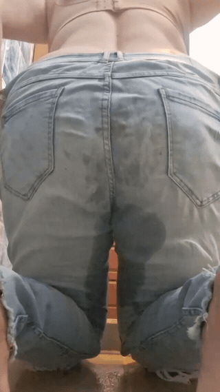 Poop ExPloSion in JeaNs